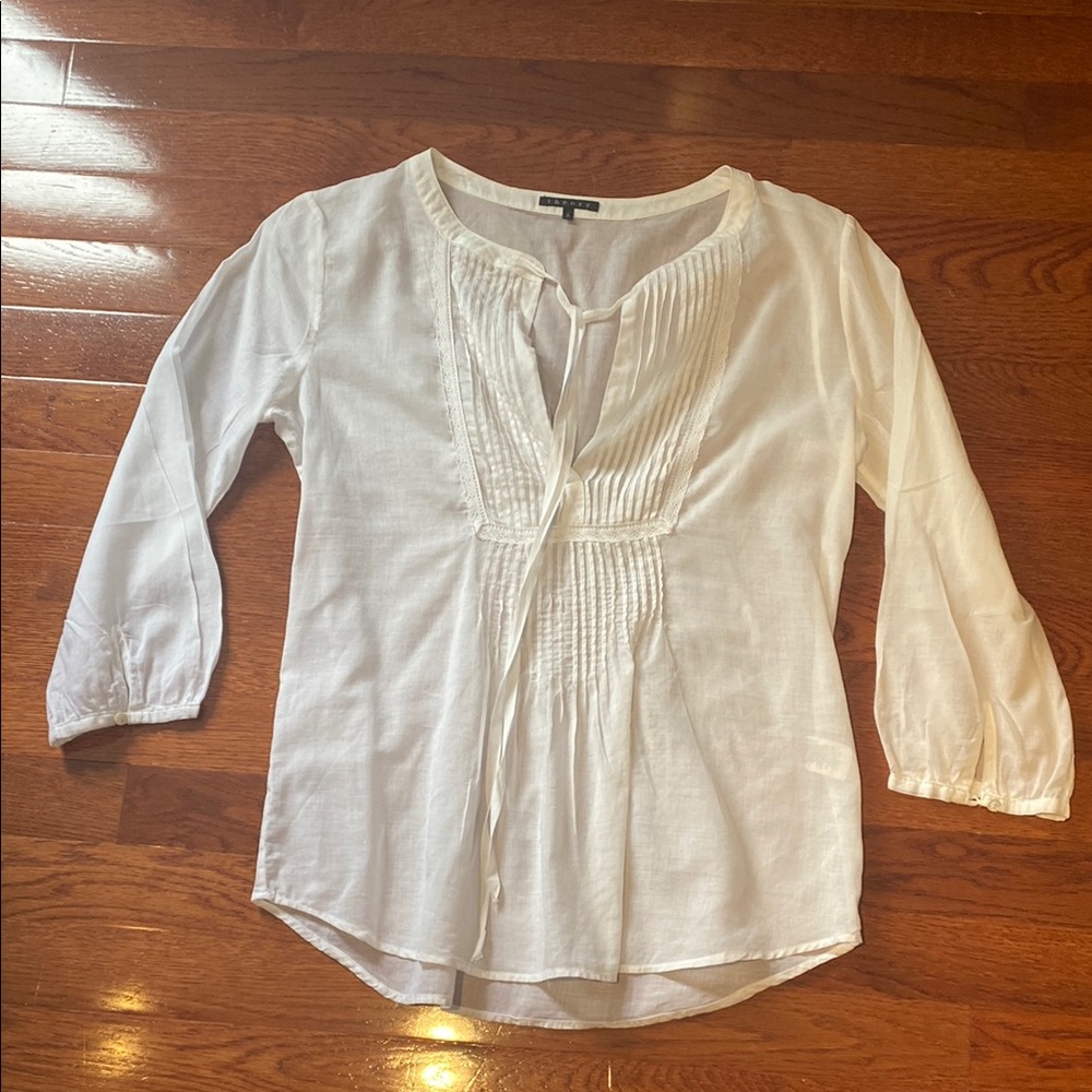 Theory White Pleated 3/4 Sleeve Blouse